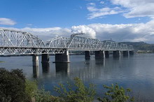 железнодорожный мост через реку енисей (красноярск)