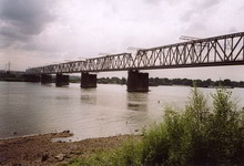 первый железнодорожный мост через обь